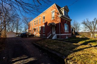 2963 Deckebach Avenue, Cincinnati, OH 45220