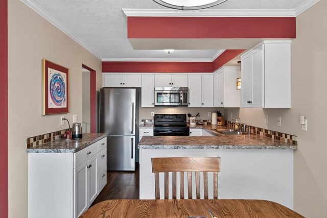 4297 Evergreen Drive, Vadnais Heights, MN 55127