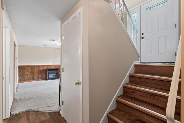 4297 Evergreen Drive, Vadnais Heights, MN 55127
