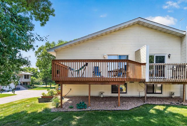 4297 Evergreen Drive, Vadnais Heights, MN 55127