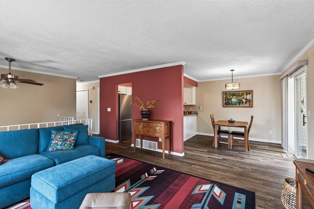 4297 Evergreen Drive, Vadnais Heights, MN 55127