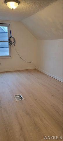 3563 Sherwood Avenue, Niagara Falls, NY 14301