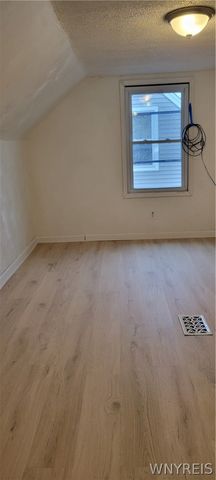 3563 Sherwood Avenue, Niagara Falls, NY 14301