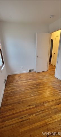 3563 Sherwood Avenue, Niagara Falls, NY 14301