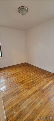 3563 Sherwood Avenue, Niagara Falls, NY 14301