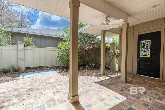 116 Oak Bend Court, Fairhope, AL 36532