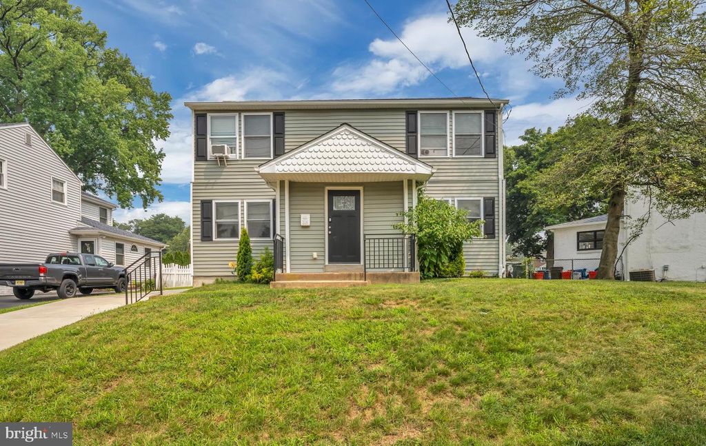209 BRIARWOOD AVE, Haddonfield, NJ 08033