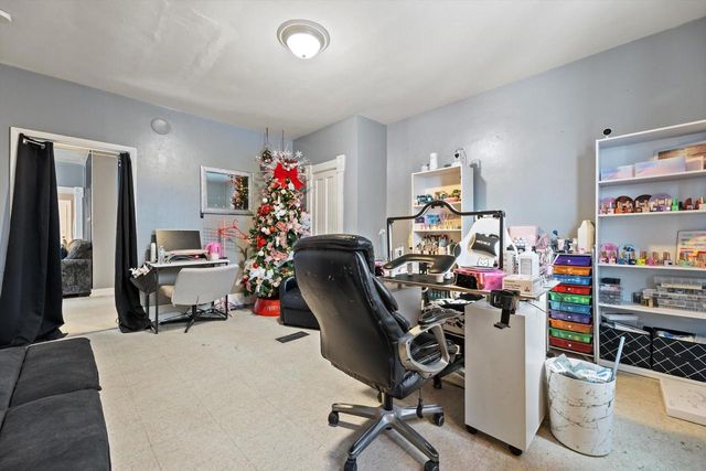 2033 S 16th STREET, Milwaukee, WI 53204