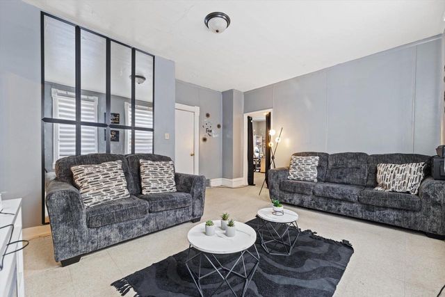 2033 S 16th STREET, Milwaukee, WI 53204