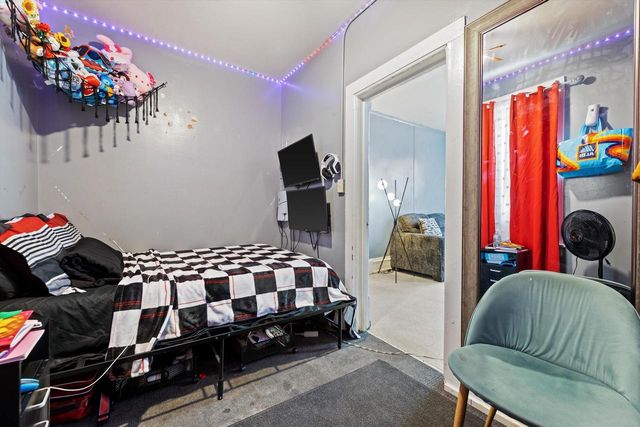 2033 S 16th STREET, Milwaukee, WI 53204