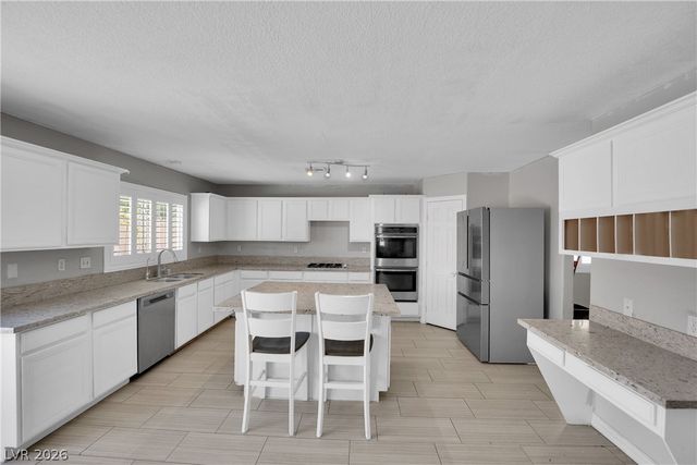 2120 Royal Caribbean Avenue, North Las Vegas, NV 89031