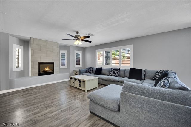 2120 Royal Caribbean Avenue, North Las Vegas, NV 89031