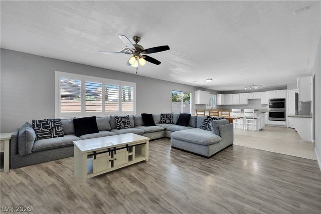 2120 Royal Caribbean Avenue, North Las Vegas, NV 89031