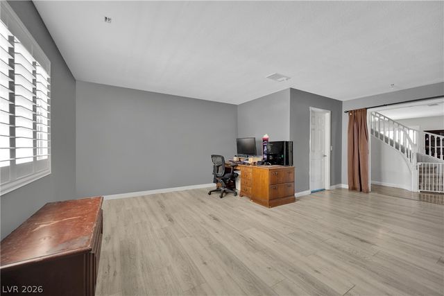 2120 Royal Caribbean Avenue, North Las Vegas, NV 89031