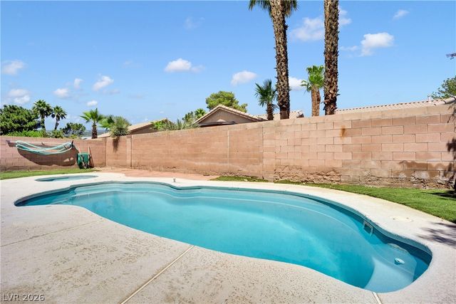 2120 Royal Caribbean Avenue, North Las Vegas, NV 89031