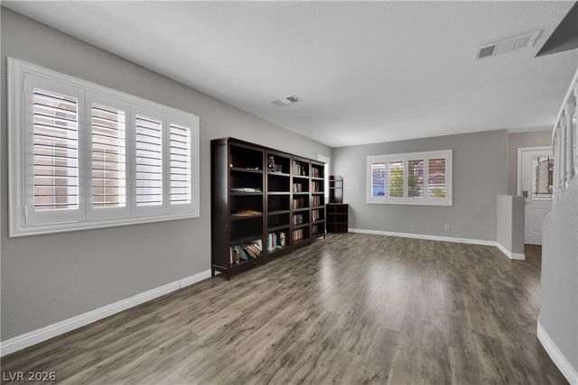 2120 Royal Caribbean Avenue, North Las Vegas, NV 89031
