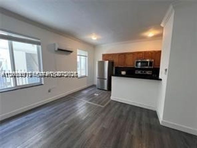 7920 Harding Ave 1, Miami Beach, FL 33141