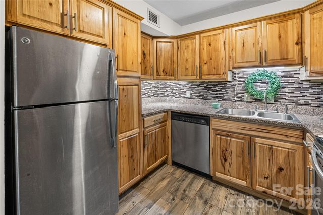 2636 Park Road B, Charlotte, NC 28209