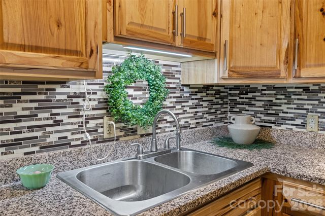 2636 Park Road B, Charlotte, NC 28209