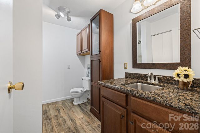 2636 Park Road B, Charlotte, NC 28209