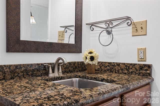 2636 Park Road B, Charlotte, NC 28209