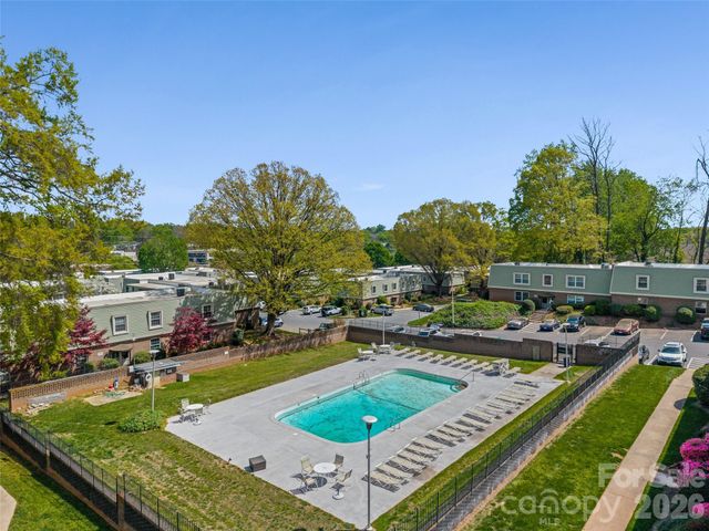 2636 Park Road B, Charlotte, NC 28209