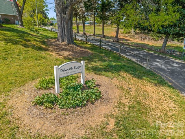 2636 Park Road B, Charlotte, NC 28209