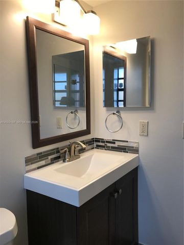 18224 Mediterranean Blvd 2-17, Miami, FL 33015