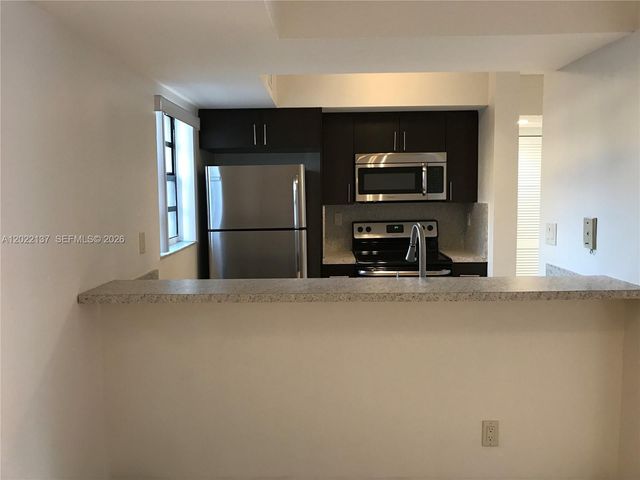 18224 Mediterranean Blvd 2-17, Miami, FL 33015