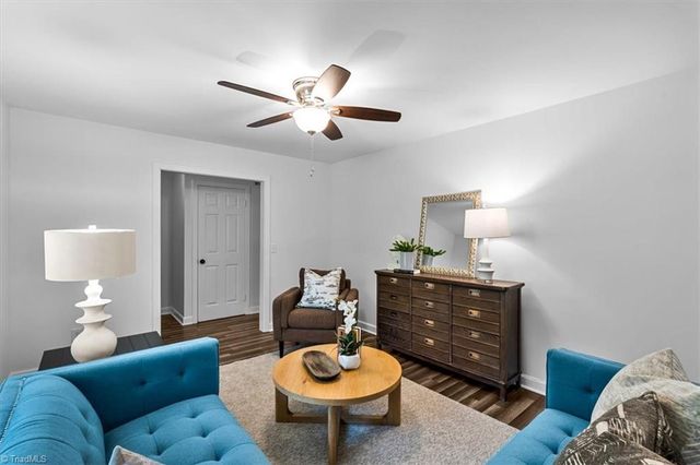 2607 New Garden Road E, Greensboro, NC 27455