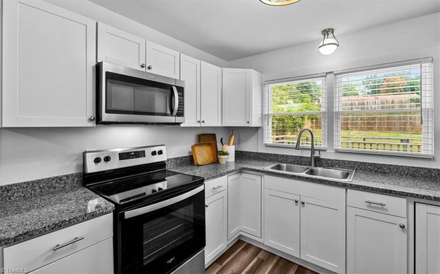 2607 New Garden Road E, Greensboro, NC 27455