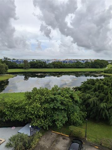 9682 Fontainebleau Boulevard 603, Miami, FL 33172