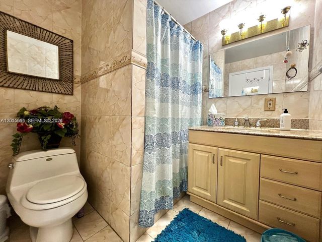 1465 SW 28th Way, Fort Lauderdale, FL 33312