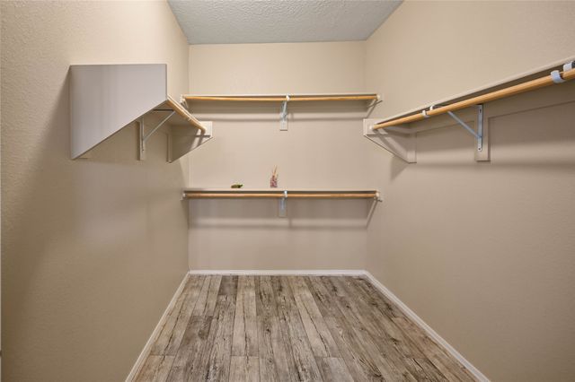 4678 Hojas Verdes, Santa Fe, NM 87507