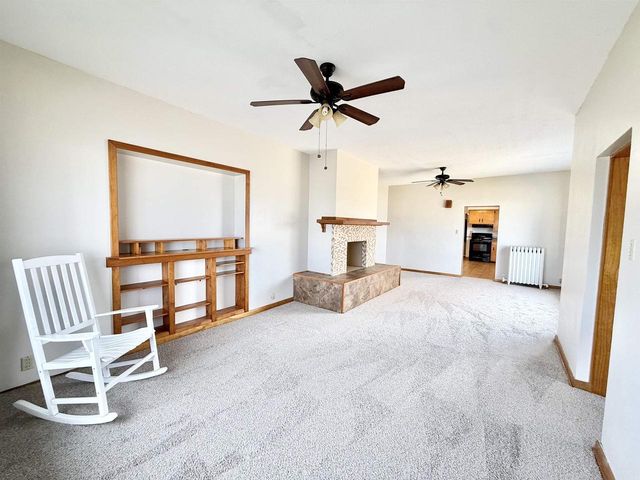 402 East 2nd St, Superior, WI 54880