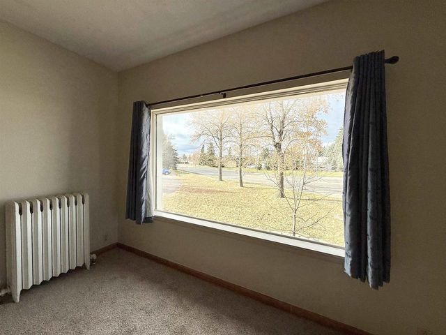 402 East 2nd St, Superior, WI 54880