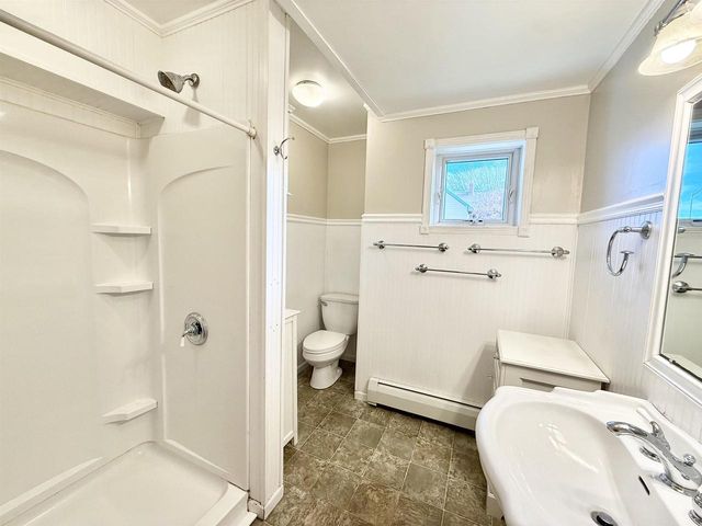 402 East 2nd St, Superior, WI 54880