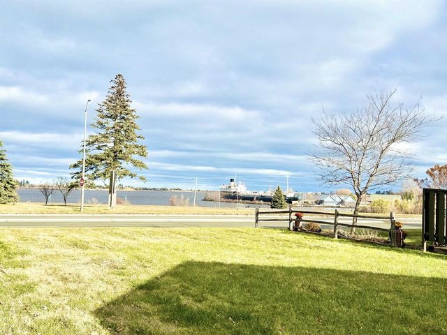 402 East 2nd St, Superior, WI 54880