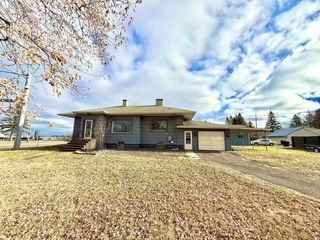 402 East 2nd St, Superior, WI 54880