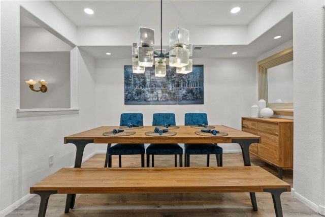 2842 Torrey Pines Rd, La Jolla, CA 92037