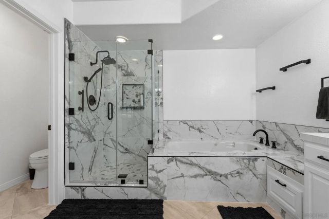 2842 Torrey Pines Rd, La Jolla, CA 92037