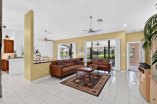 4691 Yardarm Lane, Boynton Beach, FL 33436