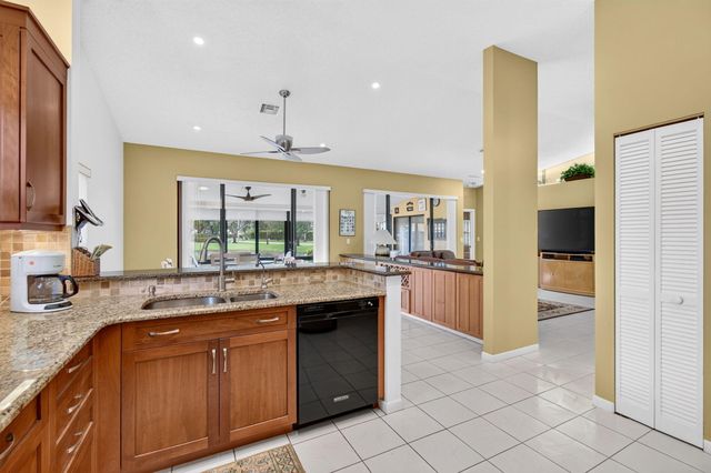 4691 Yardarm Lane, Boynton Beach, FL 33436