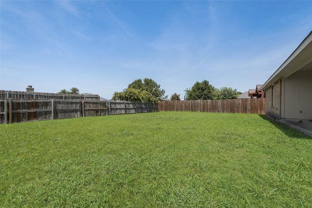 1409 Fairfield Drive, Forney, TX 75126