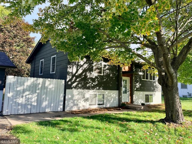 13845 Underclift Street NW, Andover, MN 55304