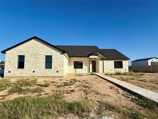 5207 Hollow Ranch DR, Salado, TX 76571