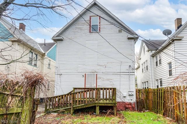 9609 Pierpont Avenue, Cleveland, OH 44108