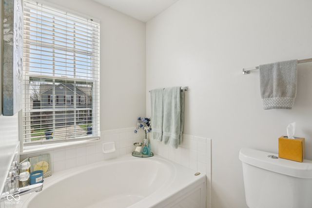 12338 Slate Drive, Fishers, IN 46037