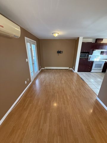 51 Forest St 1, Lawrence, MA 01841