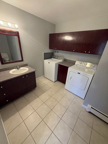 51 Forest St 1, Lawrence, MA 01841